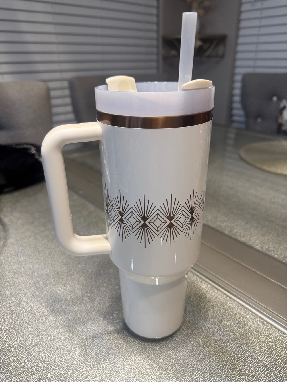 Stanley White Travel Mug with Gold Geometric Accent and Handle - Picture 3 of 4